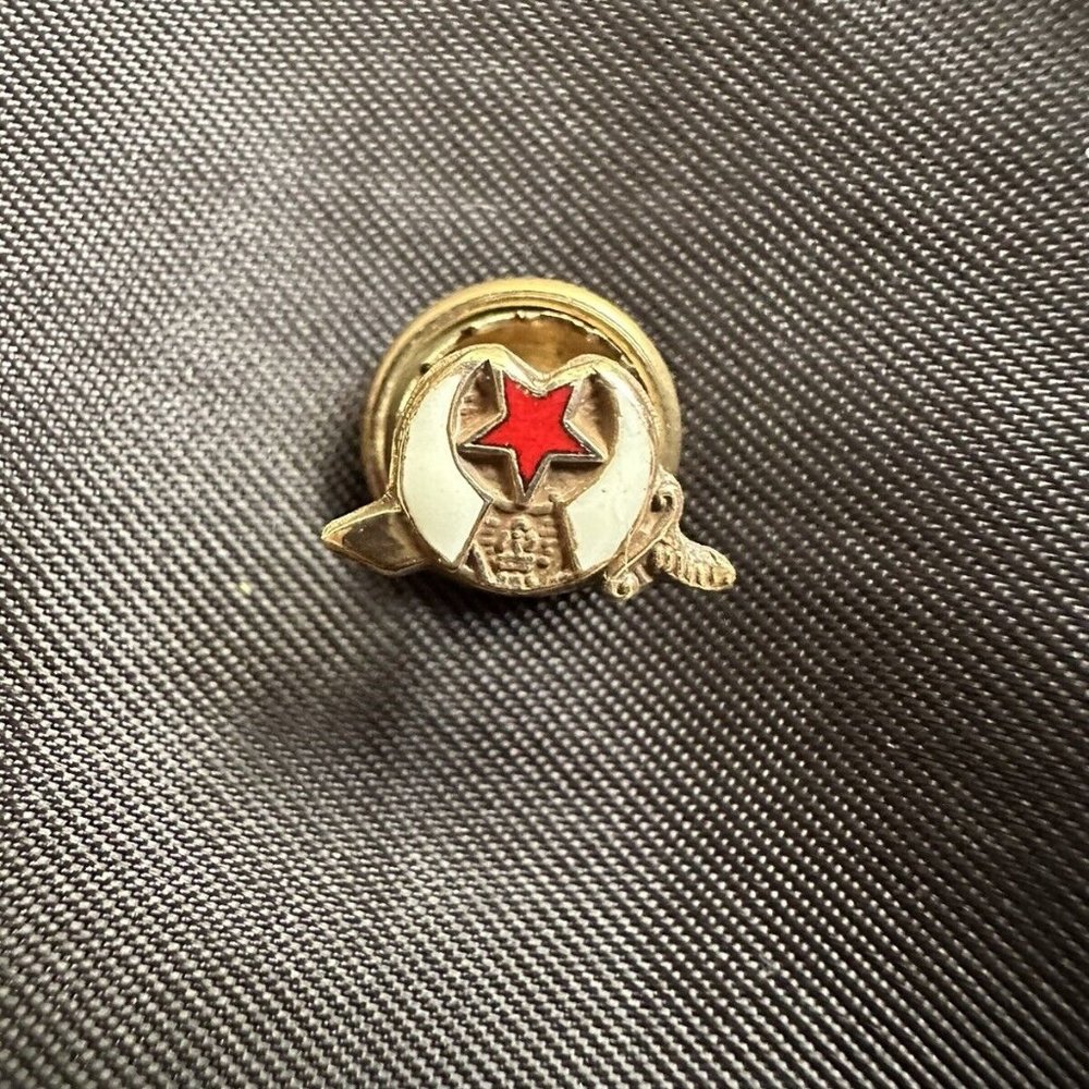 Vintage 10K Gold Masonic Shriner Pin w/ Screw Back